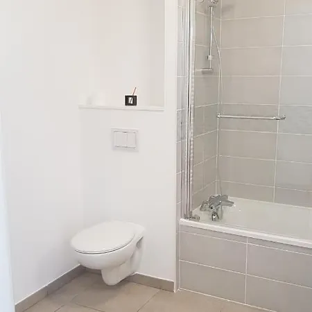 Apartment L'instant Leman - T2 3 Etoiles A 5min De Thonon Et Evian Avec Terrasse Et Jardin A 100m Du